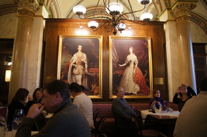 Автопутешествие сахалинцев: Москва-Беларусь-Польша-Чехия-Австрия и обратно.Дек '13-янв '14