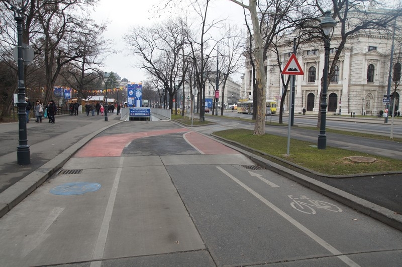 Автопутешествие сахалинцев: Москва-Беларусь-Польша-Чехия-Австрия и обратно.Дек '13-янв '14