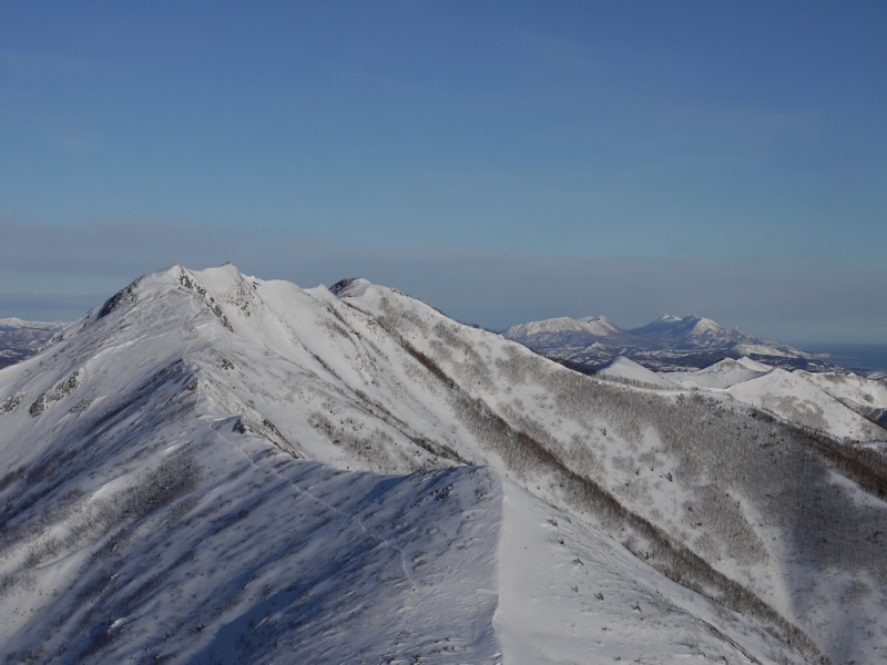САХАЛИН-2013: Снежное соло на хребет Жданко