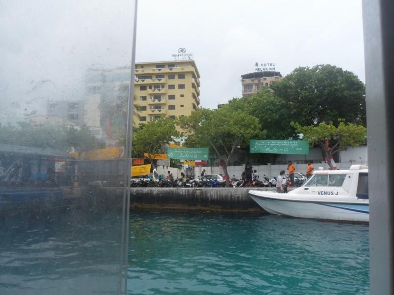 Мальдивы для галочки...