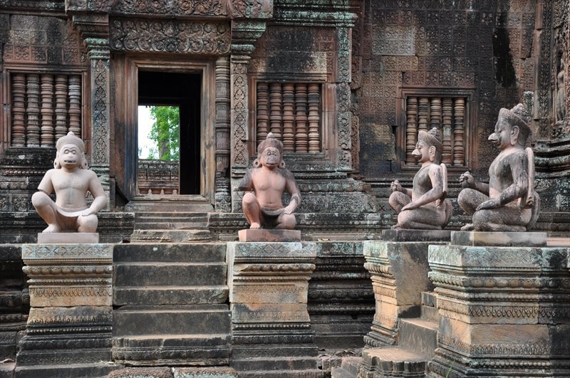 Бангкок, Сием Риеп, Рейли (2013)