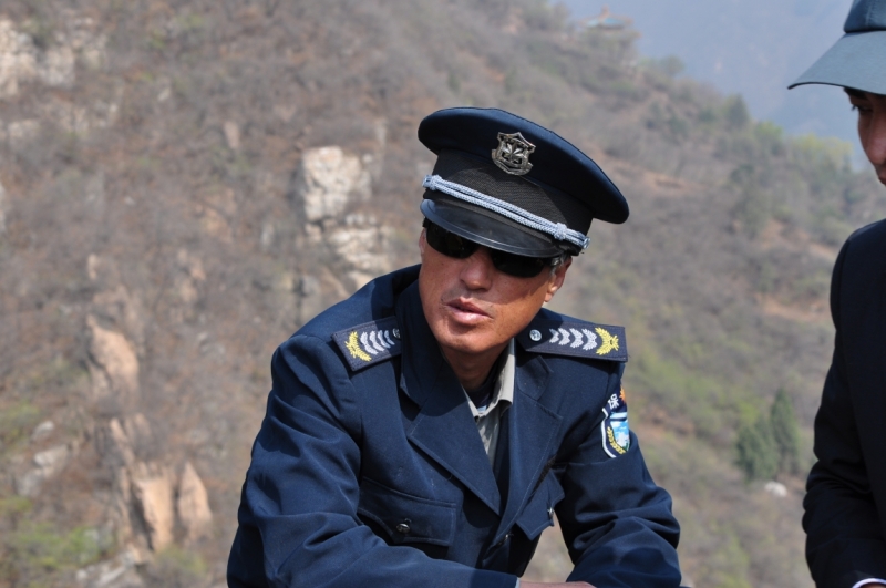 Люди в форме  (фото)