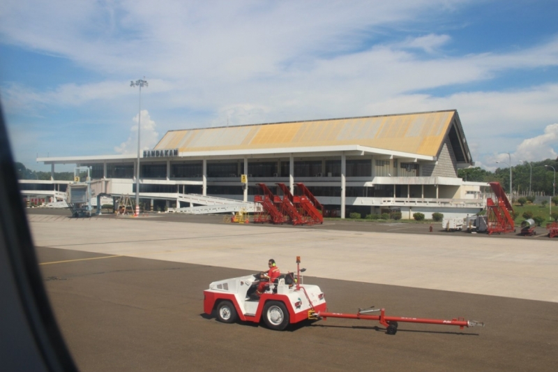 Небо, самолёт, стюардесса. Фото из путешествий - 2