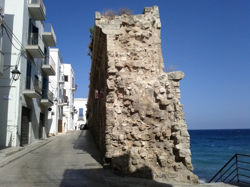 Южная Италия, вопросы