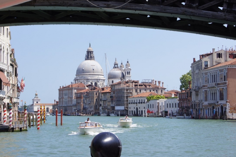 Путешествие в Европу на автомобиле Мазда