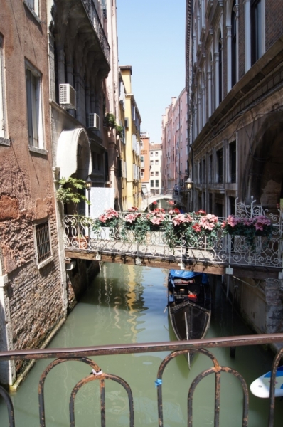 Путешествие в Европу на автомобиле Мазда