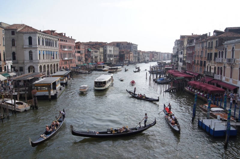 Путешествие в Европу на автомобиле Мазда