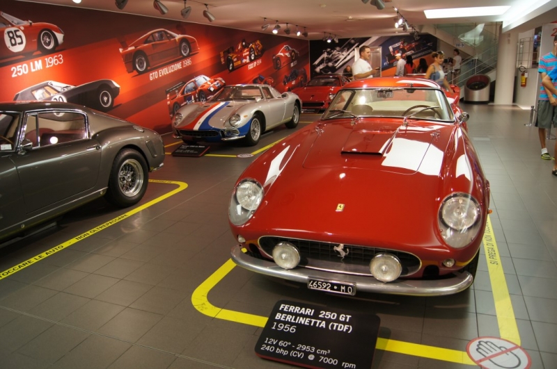 Путешествие в Европу на автомобиле Мазда