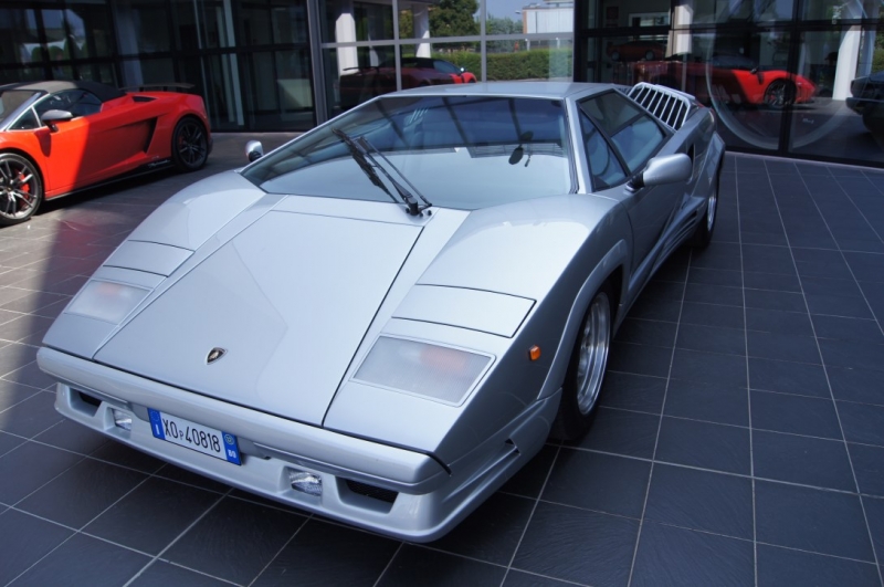 Путешествие в Европу на автомобиле Мазда