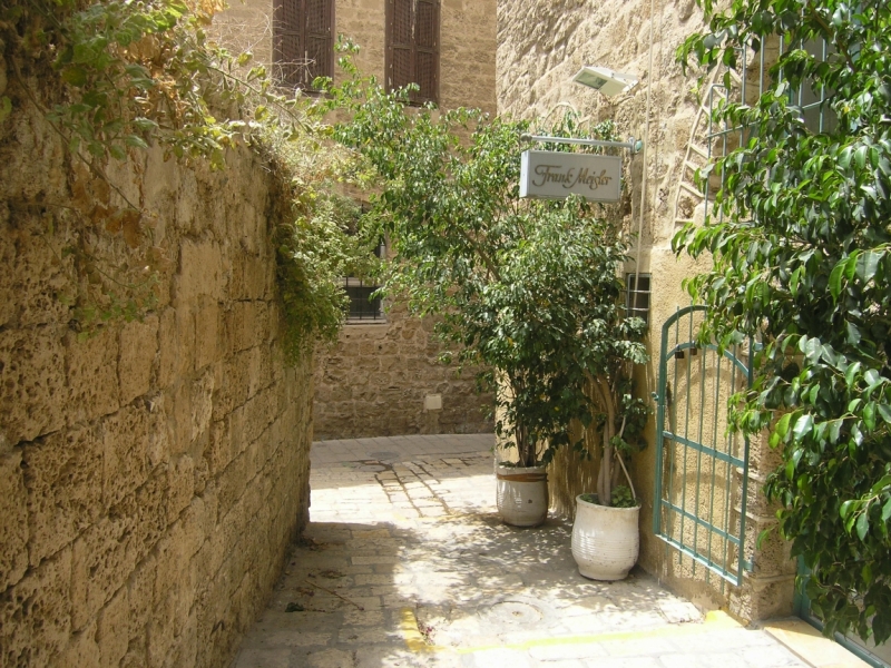 Израиль в мае полу-самостоятельно