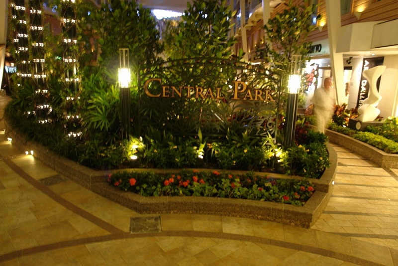 Allure of the Seas: круиз по Восточным Карибам, 12-19 мая 2013