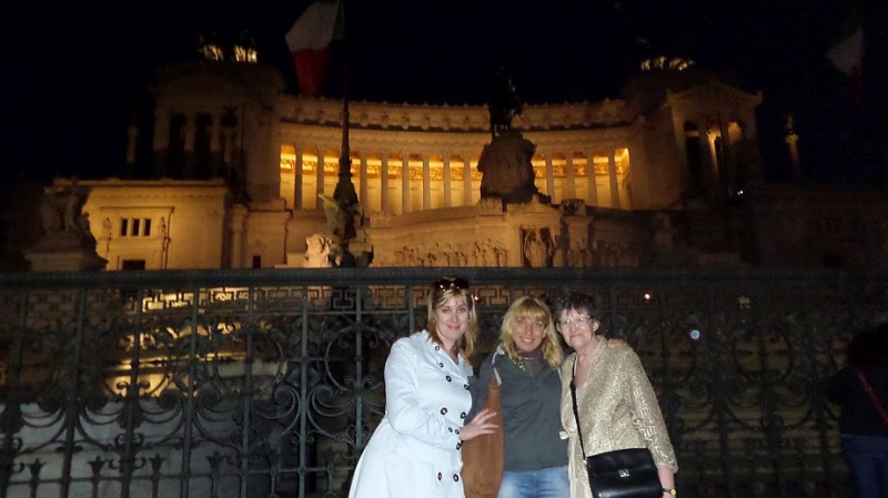 Апрель 2014:Итальянские каникулы для двух сеньор - совсем и не очень. :)