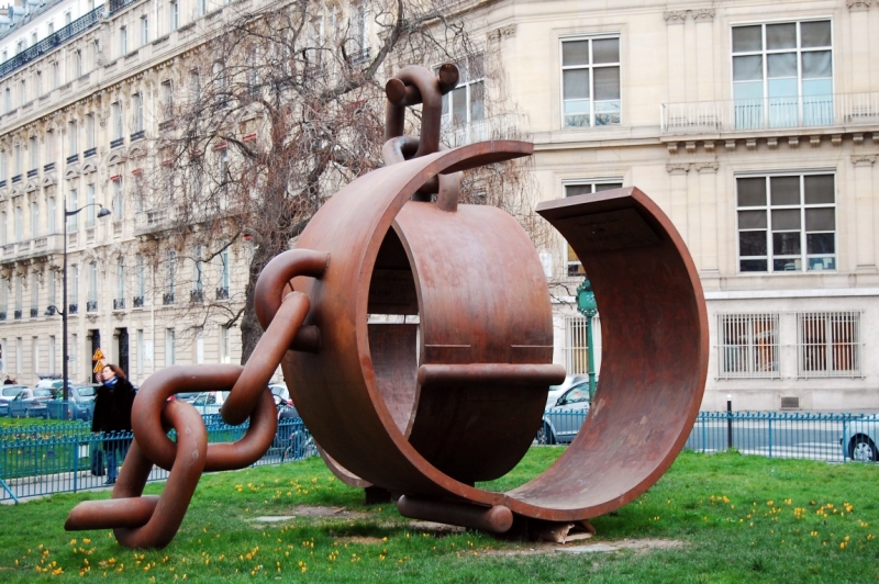 Мы ходили по Парижу