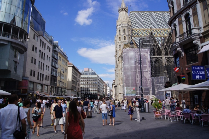 Путешествие в Европу на автомобиле Мазда