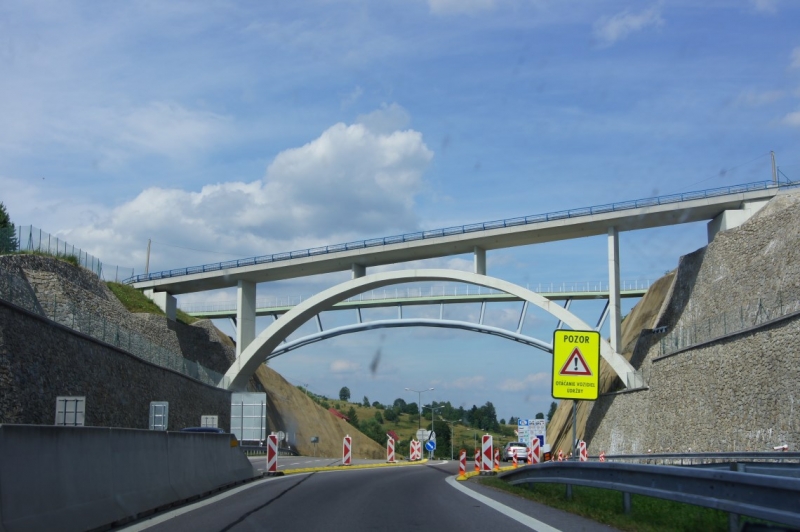 Путешествие в Европу на автомобиле Мазда