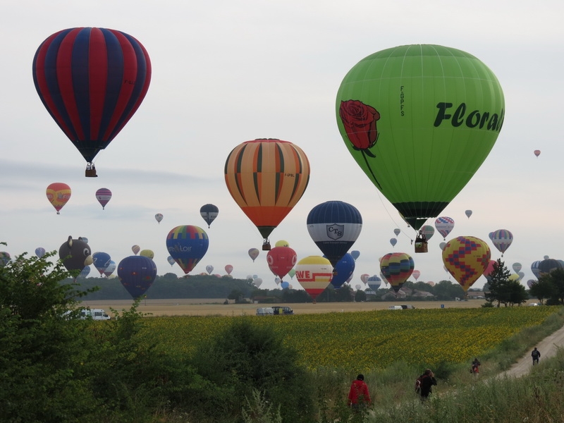 Буйабес ,лаванда и воздушные шары (от Марселя до Парижа, июль 2013 г.)