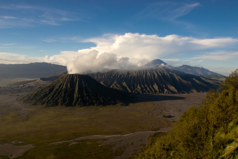 Он-Лайн приключения в Индонезии Апрель 2014.