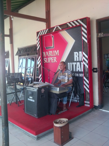 Он-Лайн приключения в Индонезии Апрель 2014.