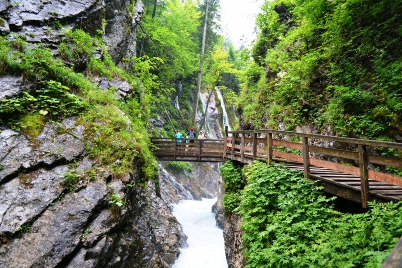 Австрия горная -Гальштат, Гросглокнер; Бавария-озера, Берхтесгаден,Ротенбург-на-Таубере