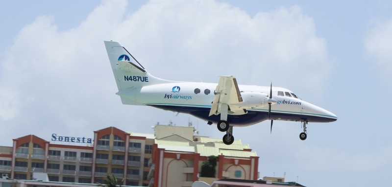 Небо, самолёт, стюардесса. Фото из путешествий - 2