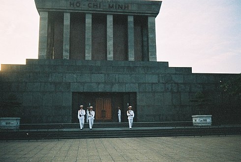 Вьетнам  2002