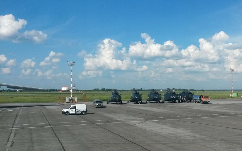 Небо, самолёт, стюардесса. Фото из путешествий - 2