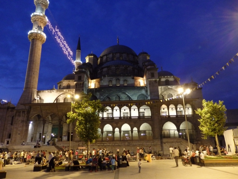 Стамбул в Рамазан по пути в Черногорию – июль 2014