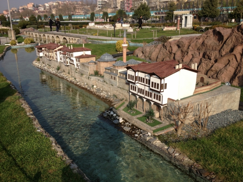 Новый год на Истикляль (4 дня в Стамбуле)