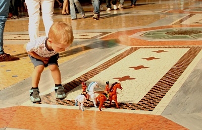 Автотур в Европу с ребенком. Через прибалтику к Франции. 2012г