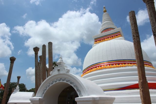 Шри Ланка в одиночку: Храмы, горы, море и 3 национальных парка