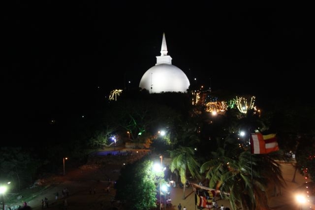 Шри Ланка в одиночку: Храмы, горы, море и 3 национальных парка