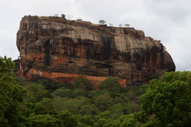Шри Ланка в одиночку: Храмы, горы, море и 3 национальных парка
