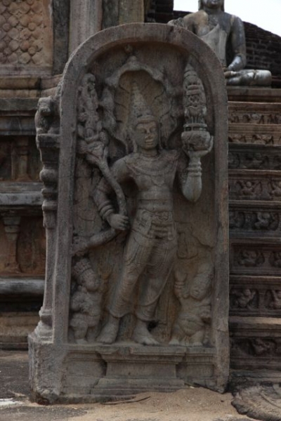 Шри Ланка в одиночку: Храмы, горы, море и 3 национальных парка