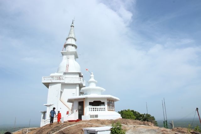 Шри Ланка в одиночку: Храмы, горы, море и 3 национальных парка