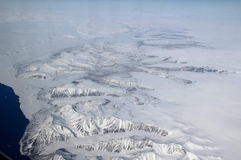 Канада архипелаг. Канадский Арктический архипелаг. Канадский Арктический архипелаг остров Элсмир. Северная Америка Баффинова земля. Канадский Арктический ар.