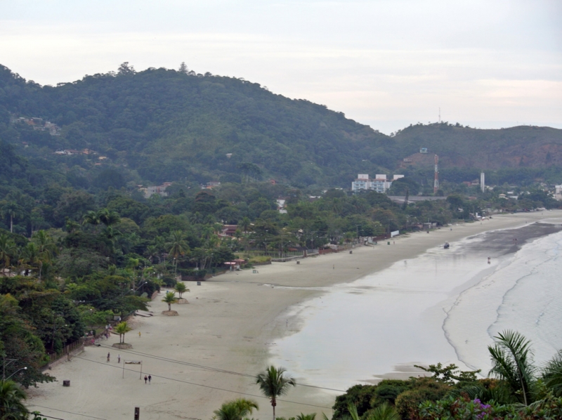 вид на praia Enseada