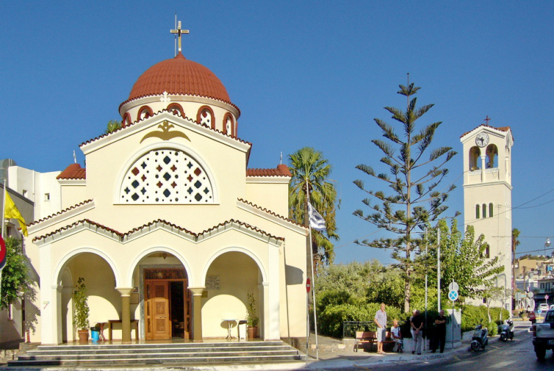 Элунда. Церковь