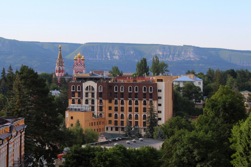 Кисловодск. Вид на город от Каскадной лестницы
