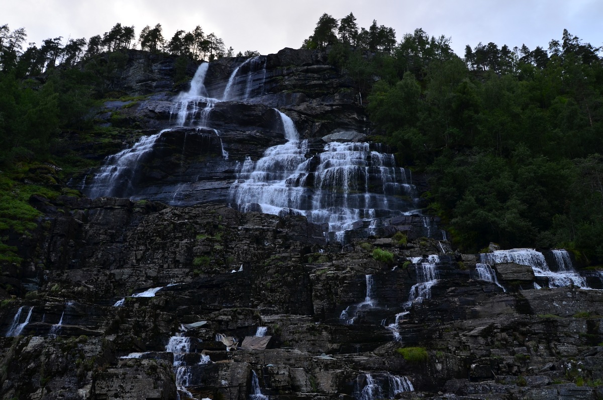 Я пойду в Высоту сквозь молчание скал (прогулки по горам в Стрине, Орсте, Ондалснесе, Йотунхеймене)